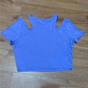 Lululemon Women's Lavender Cold Shoulder Cropped Top